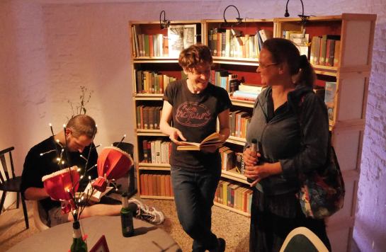 10317721_869084256516382_4541769742865759589_o