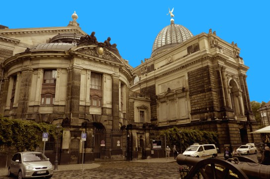 01.DRESDEN SCHOOL OUTSIDE